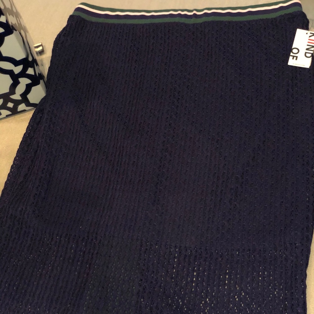 Super flirty - Picture 2 of 2